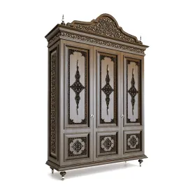 Wardrobe in oriental style